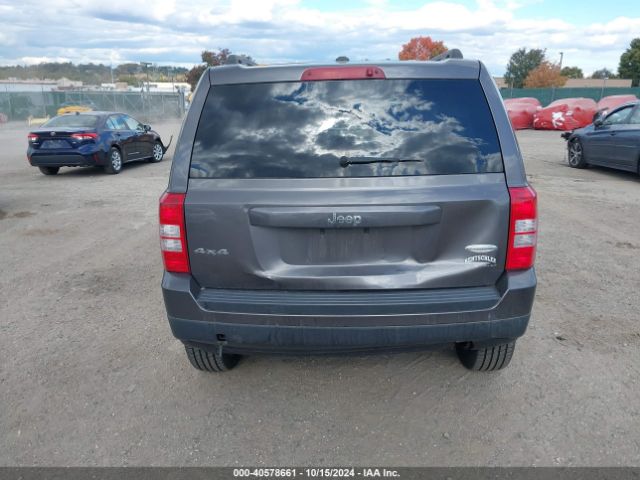 1C4NJRFB3GD647270 Jeep Patriot Latitude