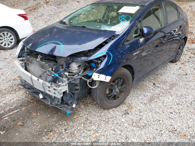 Toyota Prius Two 2014 JTDKN3DU1E0363973 Image 12