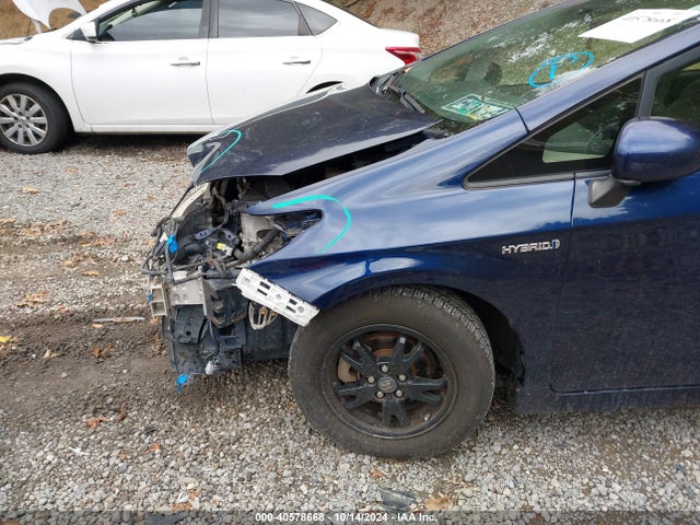 Toyota Prius Two 2014 JTDKN3DU1E0363973 Image 18