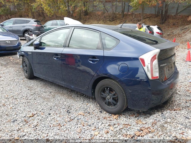 Toyota Prius Two 2014 JTDKN3DU1E0363973 Image 3