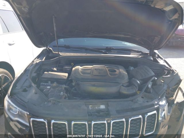 1C4RJEAG1LC429664 Jeep Grand Cherokee Laredo E 4x2