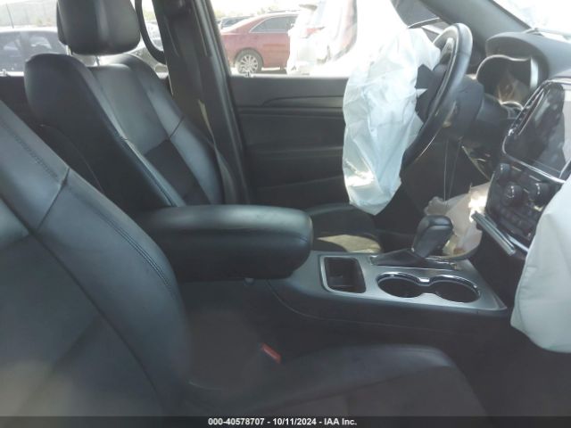 1C4RJEAG1LC429664 Jeep Grand Cherokee Laredo E 4x2
