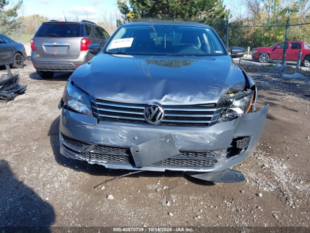 1VWAT7A39FC045245 Volkswagen Passat 1.8t Wolfsburg Edition