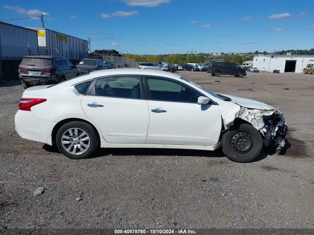 Nissan Altima 2.5 S 2017 1N4AL3AP6HC239206 Image 13