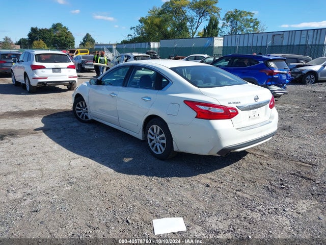 Nissan Altima 2.5 S 2017 1N4AL3AP6HC239206 Image 3