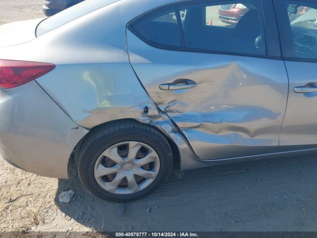 JM1BM1T76E1151017 Mazda Mazda3 I Sv