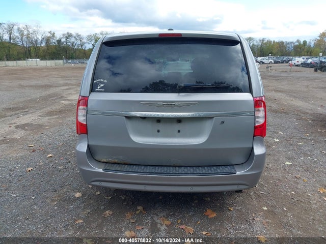 2C4RC1HG7ER178068 Chrysler Town & Country S