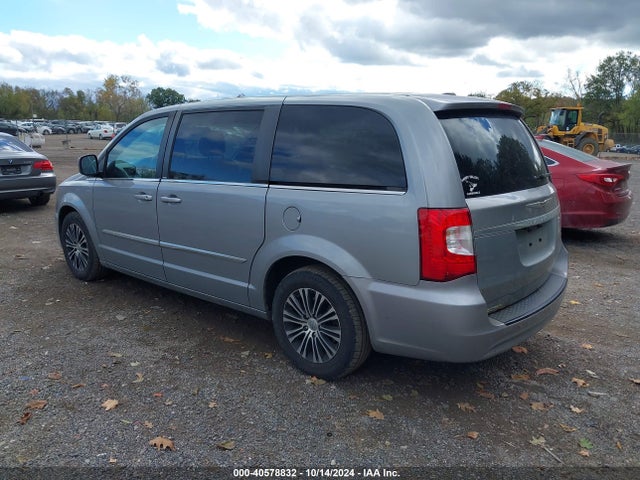 2C4RC1HG7ER178068 Chrysler Town & Country S