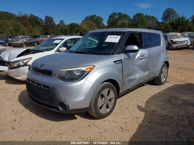 KIA Soul 2015 KNDJN2A29F7782476 Image 2