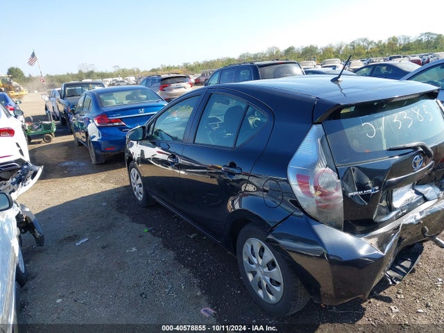 Toyota Prius C Two 2014 JTDKDTB35E1573385 Image 14