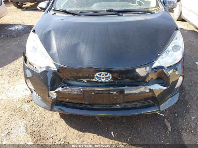 Toyota Prius C Two 2014 JTDKDTB35E1573385 Image 6