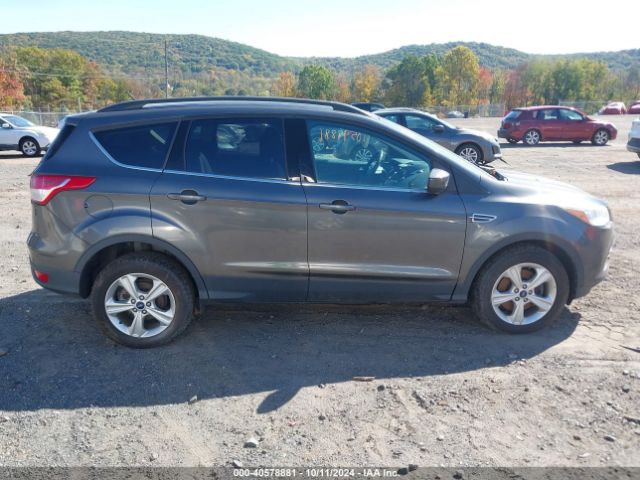 1FMCU9GX5FUB35688 Ford ESCAPE SE