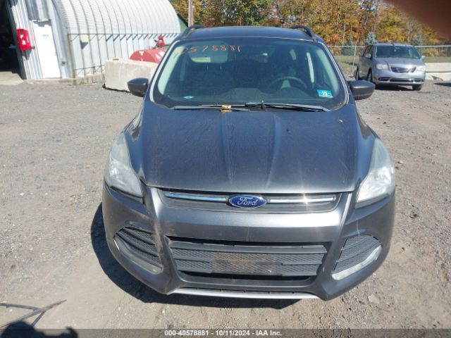 1FMCU9GX5FUB35688 Ford ESCAPE SE