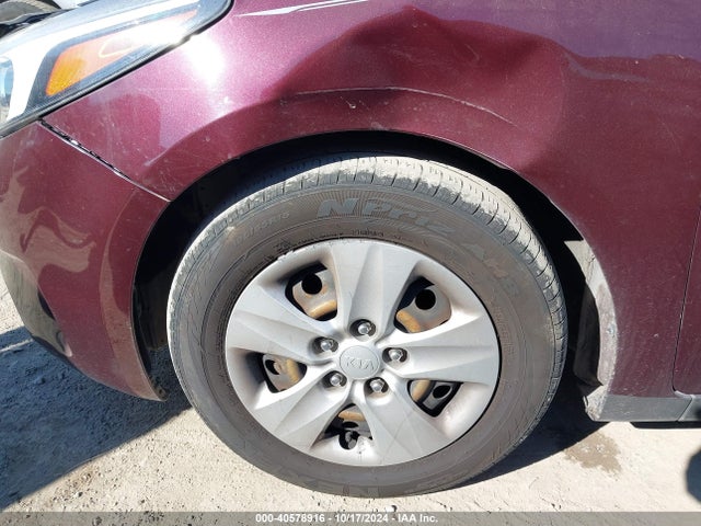 KIA FORTE LX 2018 3KPFK4A71JE281516 Image 18