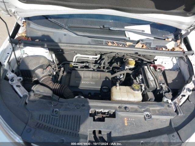 3GNCJKSB5HL272215 Chevrolet TRAX LS