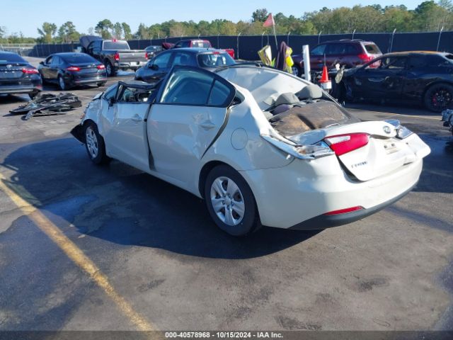 KNAFK4A65E5061317 KIA FORTE LX