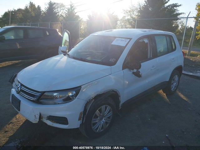 WVGAV7AX8HK045855 Volkswagen Tiguan 2.0t/2.0t S