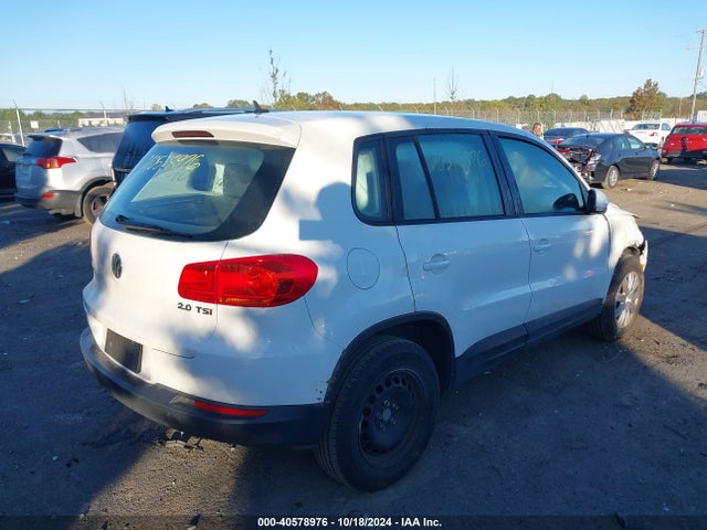WVGAV7AX8HK045855 Volkswagen Tiguan 2.0t/2.0t S