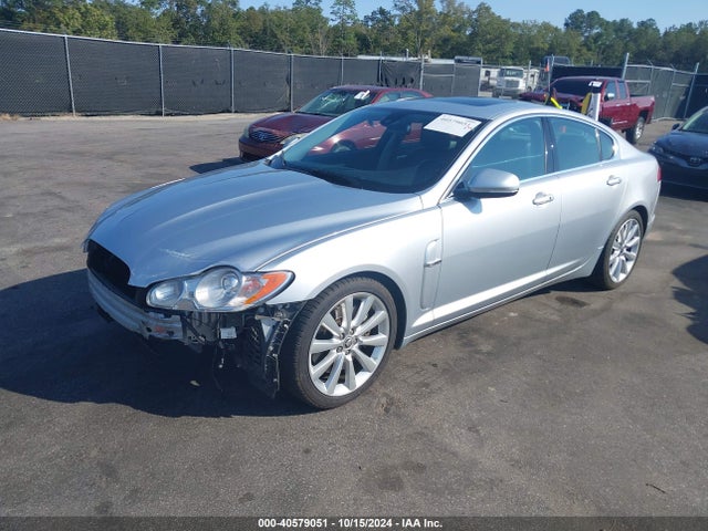 2011 JAGUAR XF SAJWA0GB3BLS03109 Photo 1
