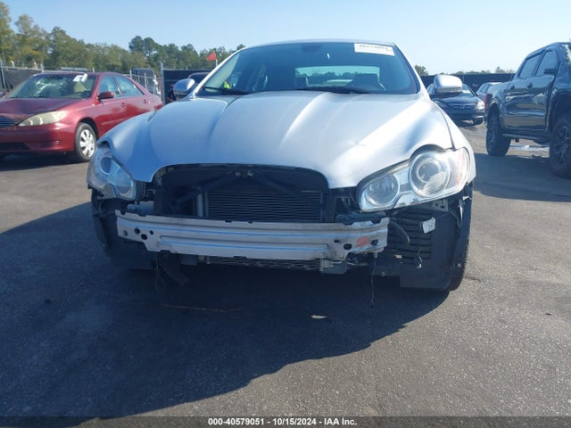 2011 JAGUAR XF SAJWA0GB3BLS03109 Photo 5