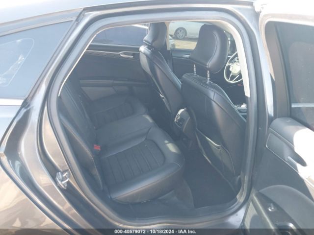 3FA6P0HD5HR257105 Ford FUSION SE