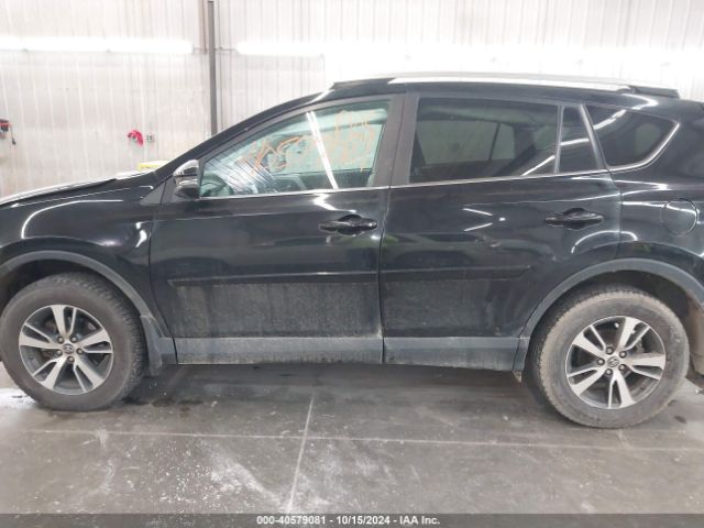 2T3RFREV0HW556668 Toyota Rav4 Xle