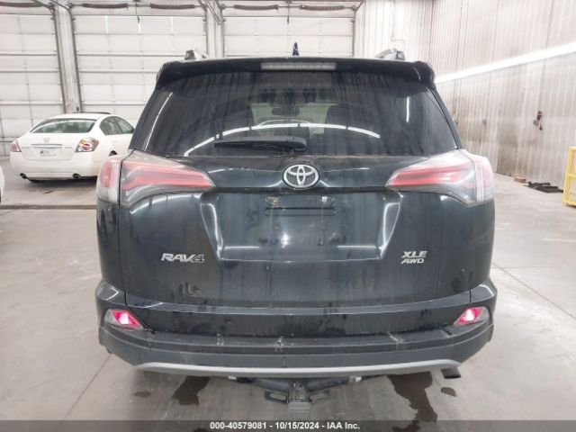 2T3RFREV0HW556668 Toyota Rav4 Xle