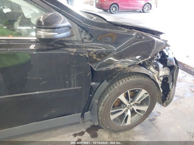 2T3RFREV0HW556668 Toyota Rav4 Xle
