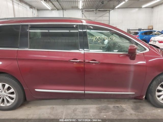 2C4RC1BG2HR703065 Chrysler Pacifica Touring-l