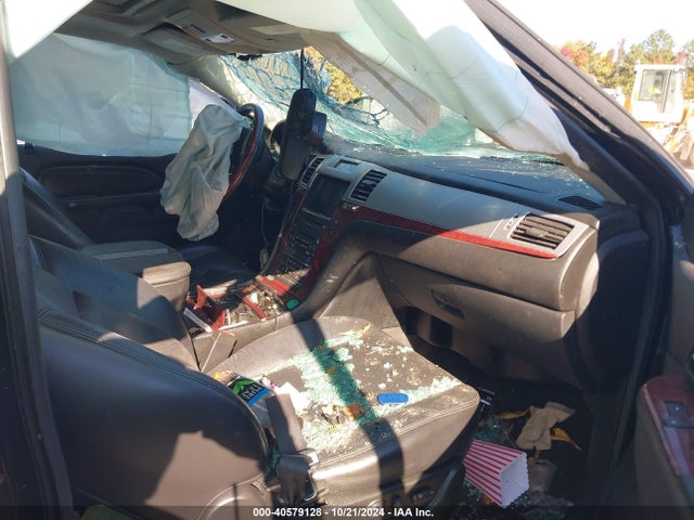 2010 CADILLAC ESCALADE 1GYUKBEF0AR291966 Photo 4