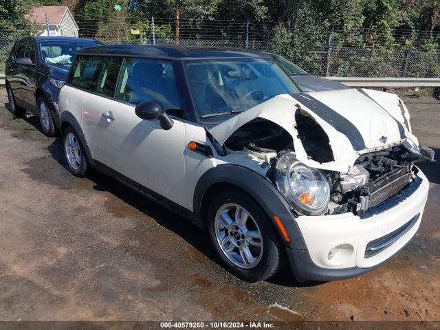 2013 MINI CLUBMAN WMWZF3C5XDT491063 Photo 0