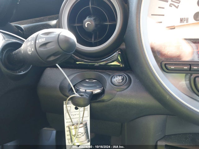 2013 MINI CLUBMAN WMWZF3C5XDT491063 Photo 10