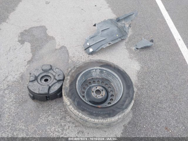 KL7CJKSB2JB720424 Chevrolet TRAX LS