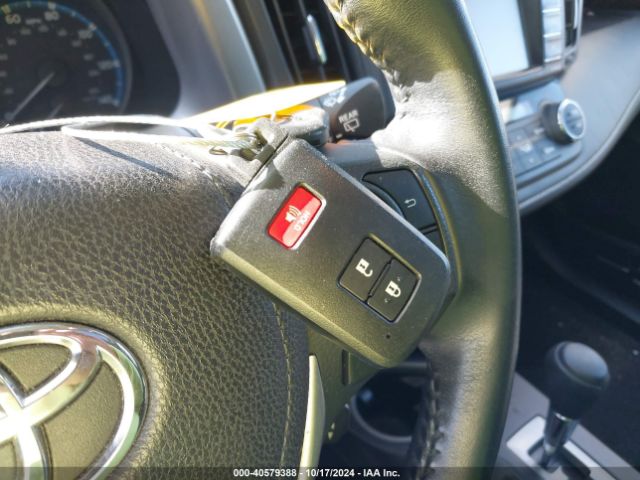 2T3RFREV0JW711452 Toyota Rav4 Adventure/xle