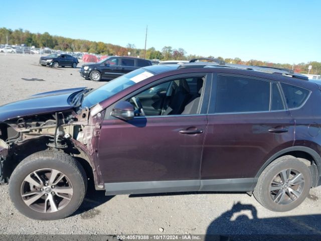 2T3RFREV0JW711452 Toyota Rav4 Adventure/xle
