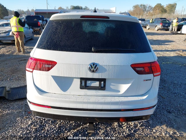 Volkswagen Tiguan 2020 3VV2B7AX4LM174180 Image 16