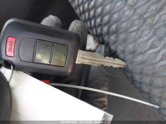 JA4AZ3A36JZ056892 Mitsubishi Outlander Es