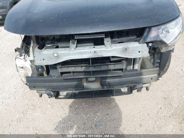 JA4AZ3A36JZ056892 Mitsubishi Outlander Es