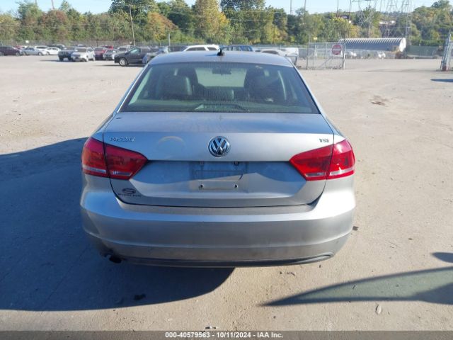 1VWAT7A33EC029847 Volkswagen Passat 1.8t Wolfsburg Edition