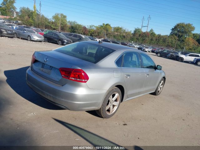 1VWAT7A33EC029847 Volkswagen Passat 1.8t Wolfsburg Edition