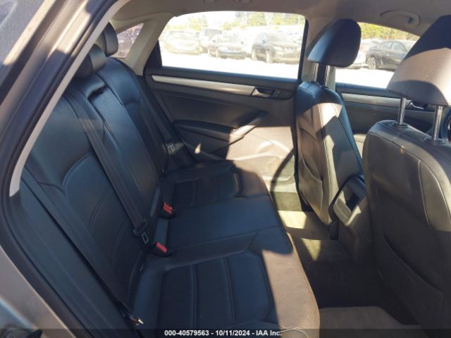 1VWAT7A33EC029847 Volkswagen Passat 1.8t Wolfsburg Edition