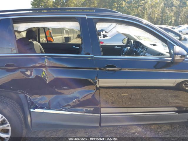 3VV2B7AX0JM085591 Volkswagen Tiguan 2.0t Se/2.0t Sel