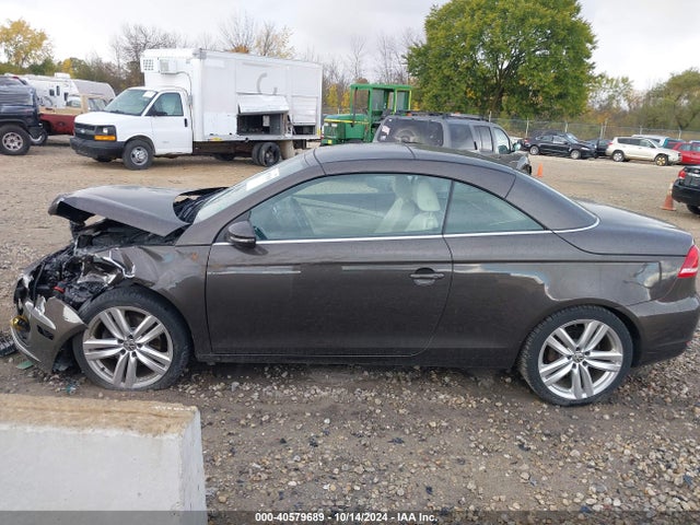 Volkswagen Eos Executive 2014 WVWFW8AH8EV006294 Image 13