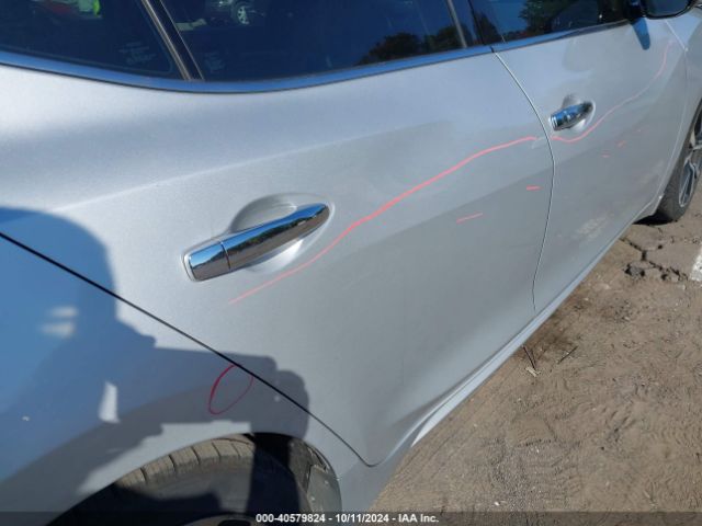1N4AA6AP2HC445713 Nissan Maxima 3.5 S