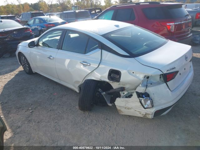 1N4BL4DW1RN388996 Nissan Altima Sv Intelligent Awd