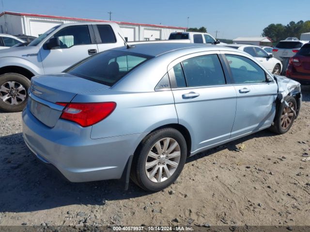1C3CCBBB2EN172236 Chrysler 200 Touring