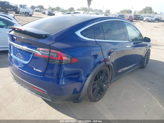 2016 TESLA MODEL X 5YJXCBE49GF018148 Photo 3