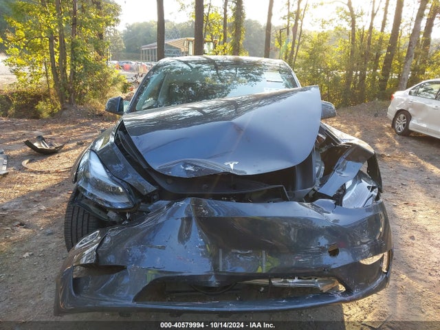 2024 TESLA MODEL Y 7SAYGDEE9RA243556 Photo 5