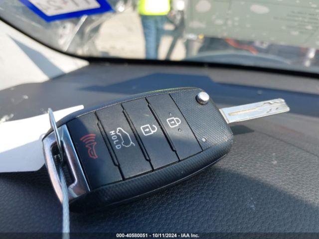 KNDJN2A21G7313822 KIA Soul
