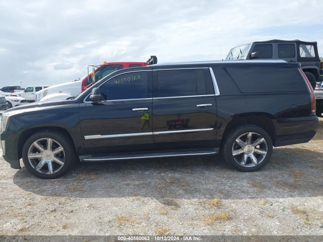 1GYS4SKJ8FR730302 Cadillac Escalade Esv Luxury
